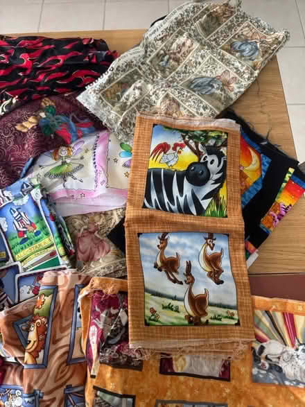 Photo of free Fabrics (Coley RG30) #4