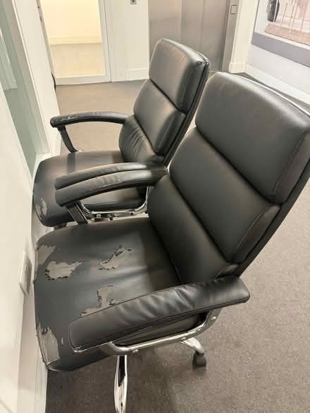Photo of free Office items bundle - great free stuff! 2x desks, 1 steel c (Chelsea Harbour SW10) #4