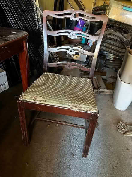 Photo of free Antique table and four chairs (Oradell) #2