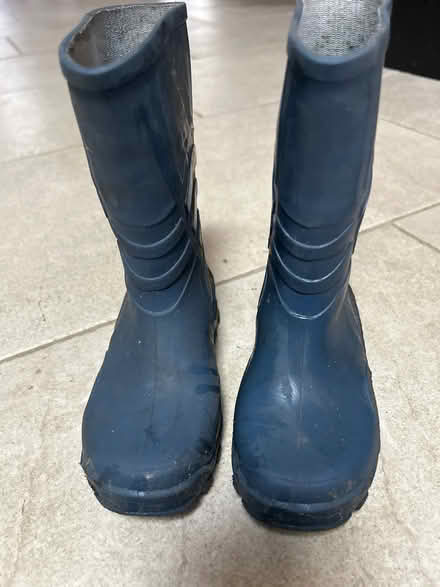 Photo of free Kids wellies size 28 (Royston, by the station (SG8)) #3