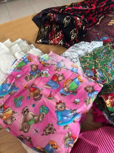 Photo of free Fabrics (Coley RG30) #3
