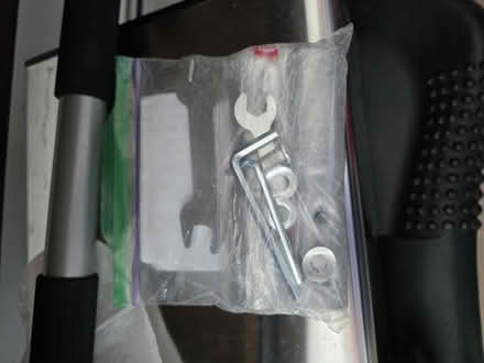 Photo of free Chin up bar (Britannia) #3