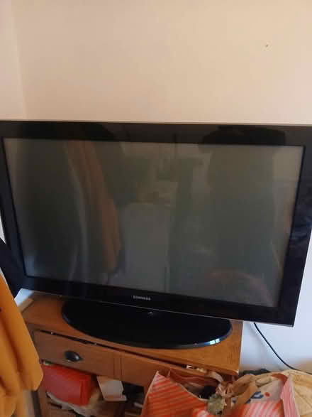 Photo of free T v (S2 lower manor area) #1