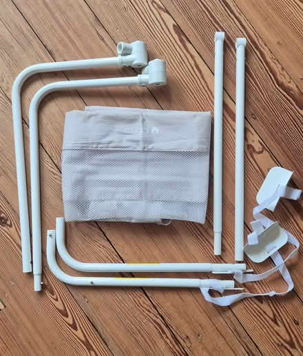 Photo of free Kid's bed safety rail (Earls Court SW7) #2