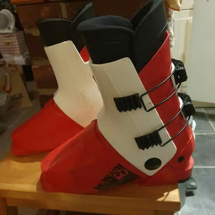Photo of free Ski Boots size 5 (Shepherds Bush W12) #1