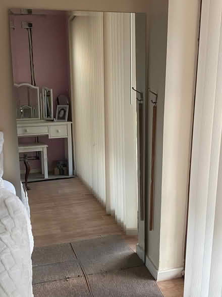 Photo of free LARGE mirror (Cheshunt EN7) #1