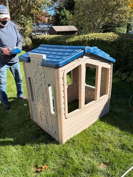 Photo of free Children’s Playhouse (Trumbull) #3