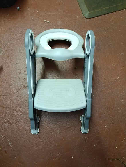 Photo of free Toilet training steps (Sheffield S8 Meersbrook) #1