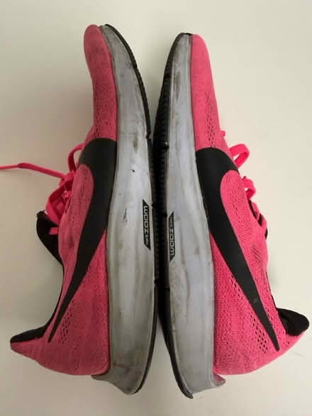Photo of free Lace-up tennis shoes, size 8.5 (Valencia Avenue, Sunnyvale) #4