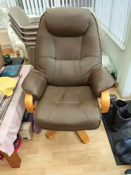 Photo of free Armchair/ swivel. (Moreton CH46) #1