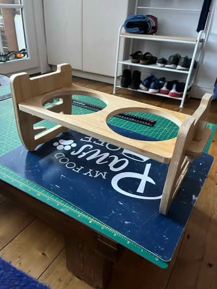 Photo of free Pet bowl stand and Mat (Hemel) #1