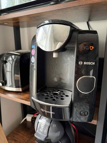 Photo of free Tassimo capsule coffee machine (AL3) #1