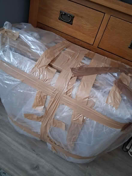 Photo of free Chair Modern Accent (Meole Village SY3) #4