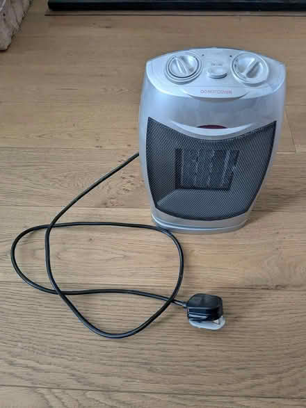 Photo of free Small electric heater (M32 stretford) #2