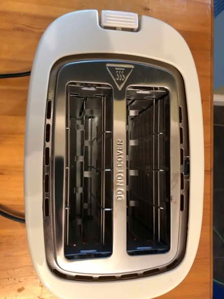 Photo of free Morphy Richards toaster (Stourbridge DY8) #2