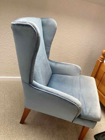 Photo of free Winged high backed armchair (Dunfermline KY12) #4