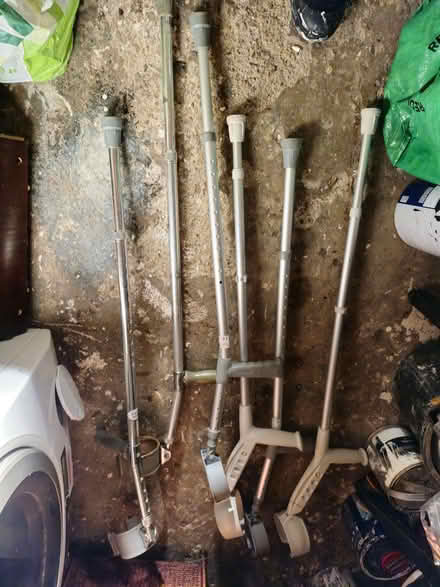 Photo of free Sellection of crutches (Great Baddow CM2) #1