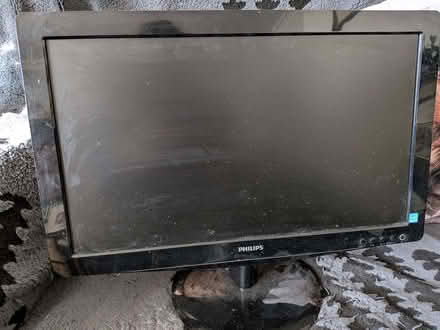 Photo of free Flat screen monitor - not working (Loughton IG10) #1