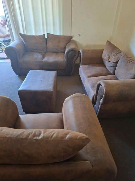 Photo of free 5-Seater Lounge Suite (Breaunanda, Krugerdorp) #2
