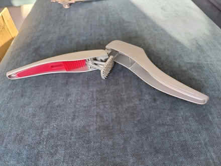 Photo of free Various kitchen utensils (Wheathampstead AL4) #4