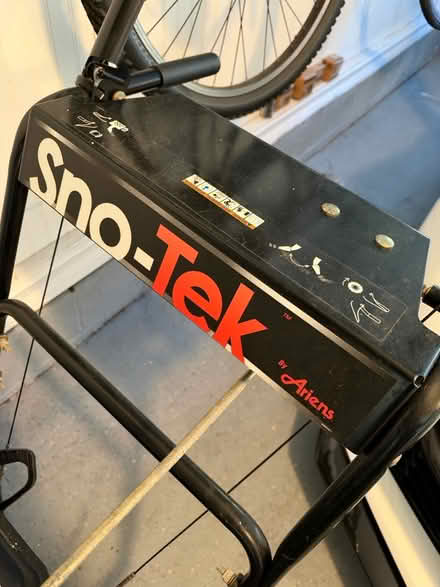 Photo of free Snow blower 20” 2010 Ariens (Cedar knolls, NJ) #3