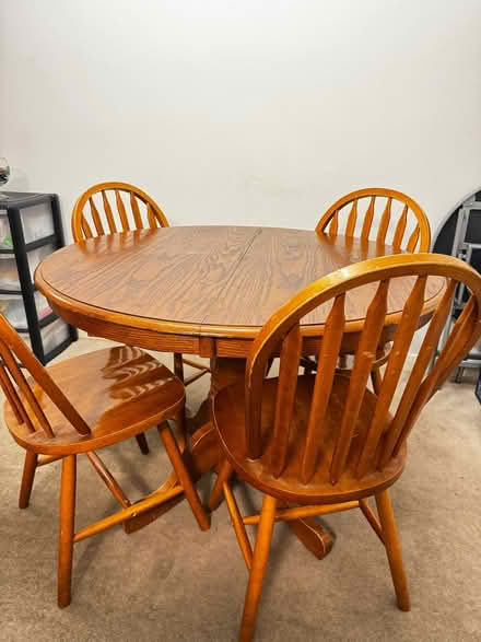 Photo of free Dining table and chairs (Tilehurst Road RG1) #1