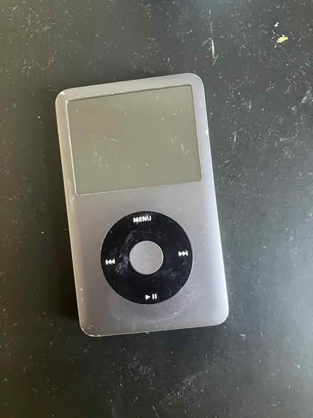 Photo of free Broken classic ipod (Joppa EH15) #1