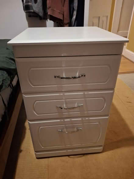 Photo of free Chest of drawers (Bs3) #1