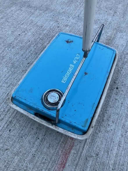Photo of free retro carpet sweeper (Tunney's Pasture) #3