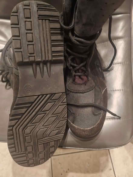 Photo of free Boots (Spring Farm BT41) #2