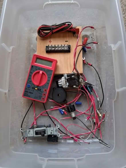 Photo of free teach basic circuits (Townsend) #1