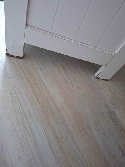 Photo of free White Ikea cabinet (Collier Row RM5) #3