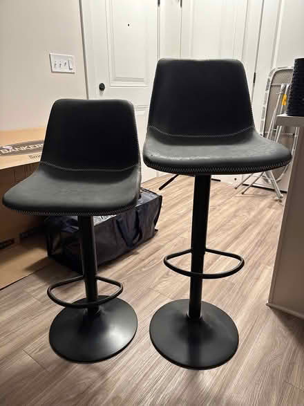 Photo of free 2 pristine bar stools (Mooresville off Bluefield) #1