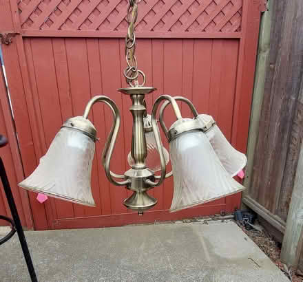 Photo of free Light Fixture (94015) #1