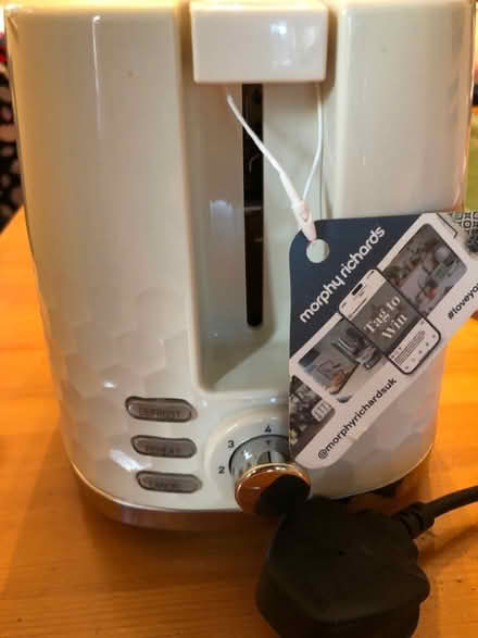 Photo of free Morphy Richards toaster (Stourbridge DY8) #3