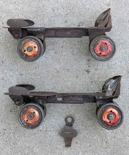 Photo of free Vintage Roller Skates (Prospect Hts) #1