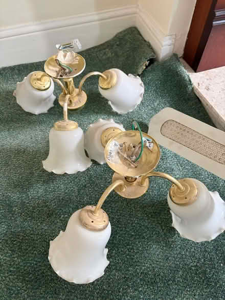 Photo of free Light fittings (ME1) #1