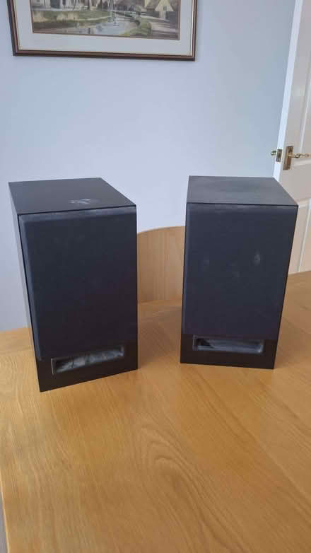 Photo of free 80 W HiFi loudspeakers (Broxbourne EN10) #1