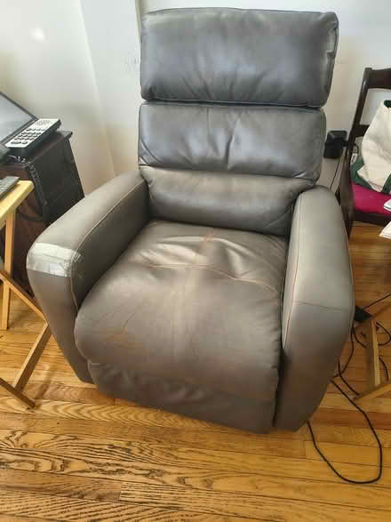 Photo of free Recliner (Reading near depot on Haven St) #1