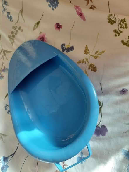 Photo of free bedpan (N15 West Green) #1