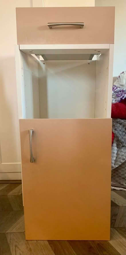 Photo of free Freestanding white base kitchen unit (Hillsborough S6) #1