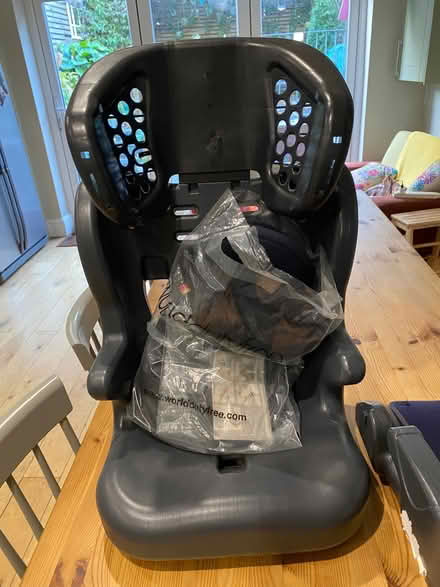 Photo of free Child car seat 2-6 years with cover and instructions (Aldrington BN3) #1