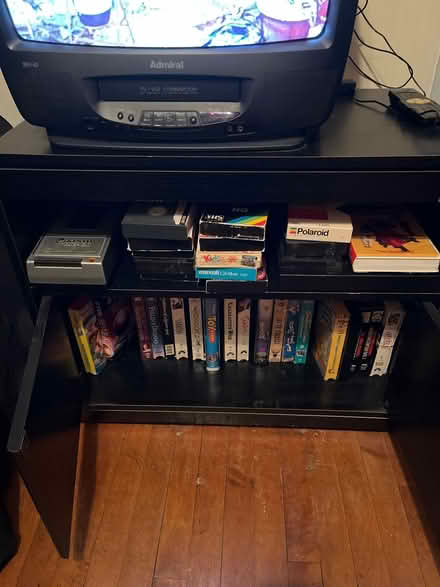 Photo of free Admiral TV/VCR player (Niles) #2