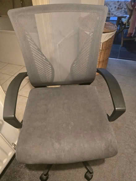 Photo of free Old office chair (Beckenham BR3) #1