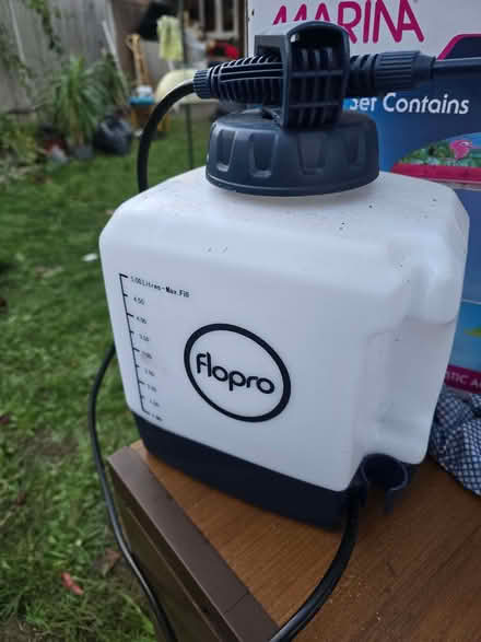 Photo of free Pressure pump spray (Elmers End BR3) #1