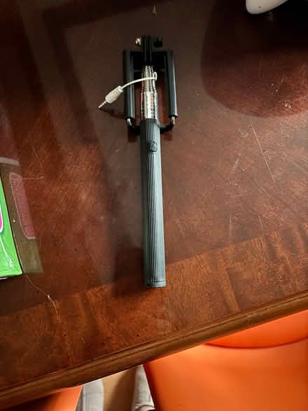 Photo of free Cat fountain, game, puzzle. Selfie stick (Cambusbarron FK7) #1