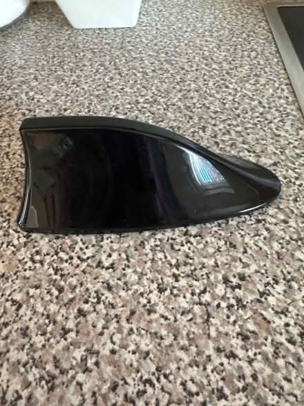 Photo of free Shark fin car aerial (Leegomery TF1) #1