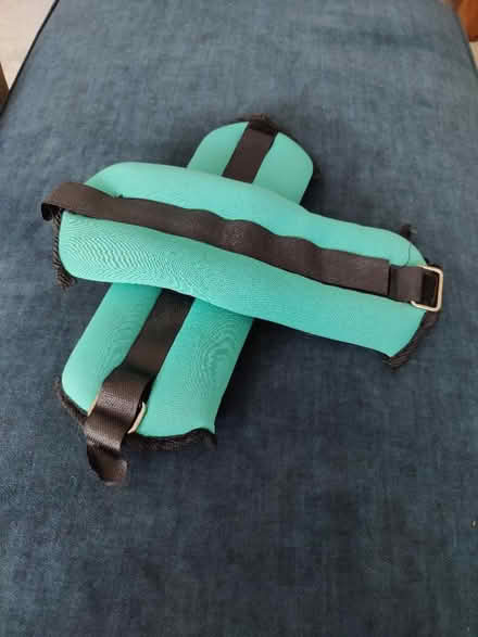 Photo of free 2 x 1kg ankle weights (Wheathampstead AL4) #1