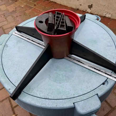 Photo of free Christmas Tree Holder Stand (Baden Hill GL12) #1