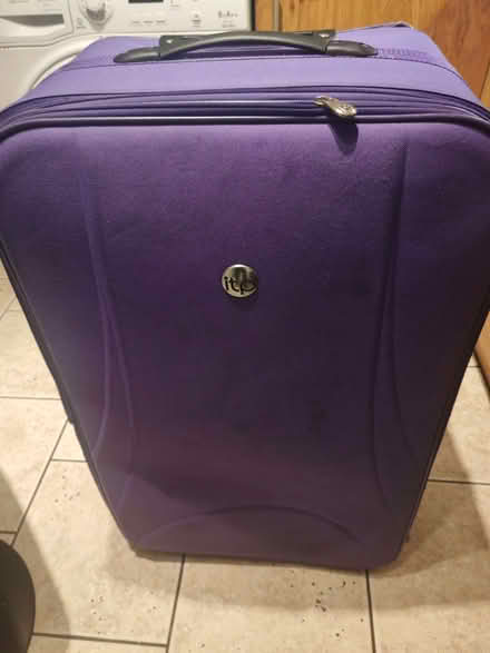 Photo of free Suitcase (Spring Farm BT41) #4